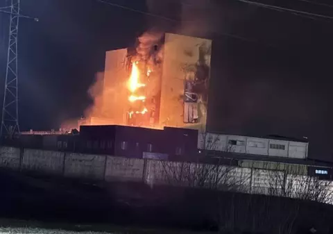 Momentul în care drone ucrainene lovesc prima și singura fabrică de fibră optică militară din Rusia | VIDEO