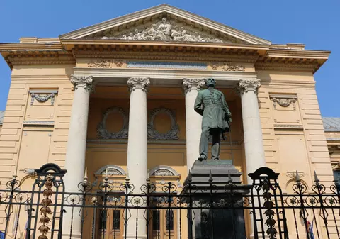 Ce crede despre școala românească un tânăr din Italia venit să studieze medicina la București: „O experiență complet diferită”