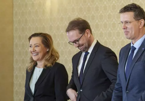 USR trece peste decizia BEC care interzice campania pentru Nicușor Dan la prezidențiale și va merge la tribunal