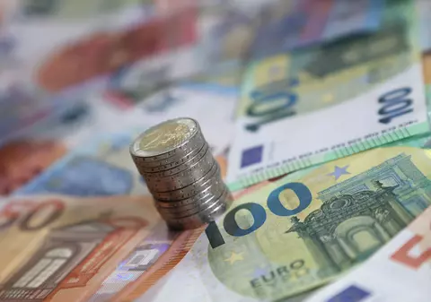 Ce au pățit alte țări care au ales extremiști la conducere. Cazurile Greciei, Ungariei și Slovaciei sunt dureroase