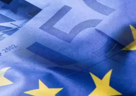 Peste un miliard de euro din fonduri europene, folosiți în România și alte țări din UE pentru a finanța proiecte discriminatorii