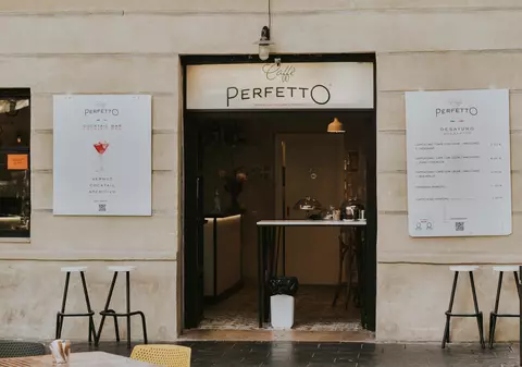 Barul care mărește prețurile dacă stai degeaba la masă: „Am introdus sistemul după o bătaie între clienți”