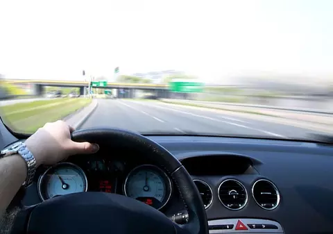 Viteza ideală pe autostradă pentru cel mai mic consum de benzină sau motorină