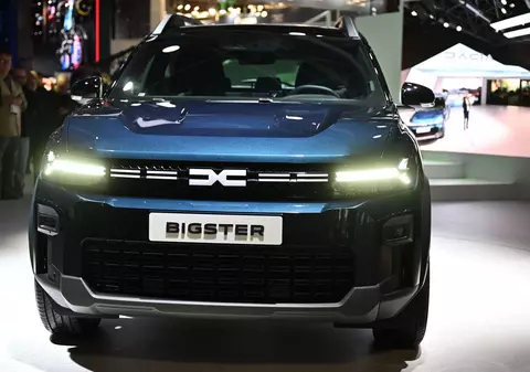 Dacia Bigster a surprins la trei teste de consum de combustibil, în trei orașe aglomerate: „Am fost răutăcios și cinic”