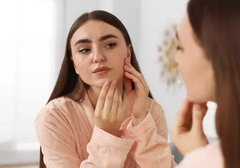 10 semne subtile ale dezechilibrelor hormonale pe care nu trebuie sa le ignori