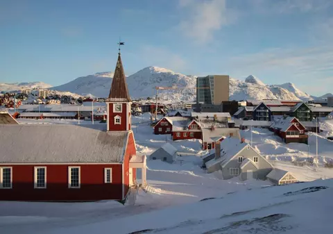 Donald Trump nu vrea să renunțe la dorința de a cumpăra Groenlanda, după întâlnirea de la Casa Albă: „Se va găsi o soluție”