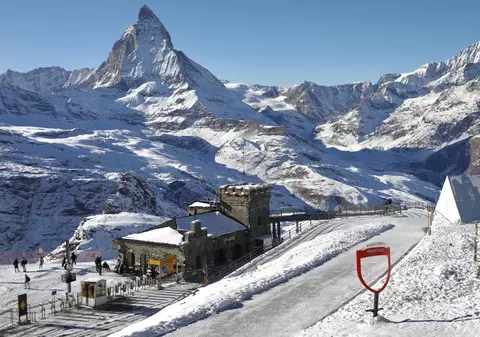 Cinci schiori au fost găsiţi morți în apropierea unui gheţar din Elveția