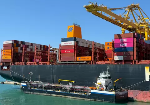 Ce salarii se câștigă în domeniul naval? Cât câștigă un pilot naval sau un agent maritim