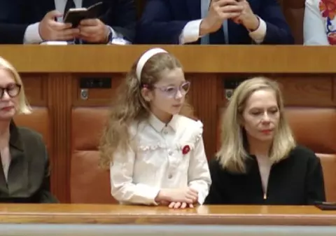 Comentariul amuzant al lui Nicușor Dan despre discursul rostit în Parlament: „Fetița a spus că s-a plictisit”