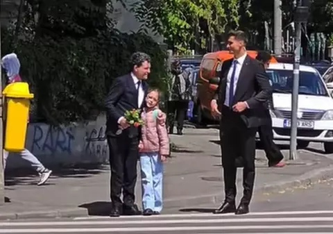 Adevăratul motiv pentru care Nicușor Dan își duce el fetița la școală. Mirabela Grădinaru l-a dat de gol pe noul președinte al României: „100%. De asta”