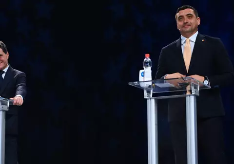 Studenții din România îi invită pe Nicușor Dan și George Simion la o dezbatere cu tinerii: „Nu ne-aţi invitat voi, aşa că o facem noi”