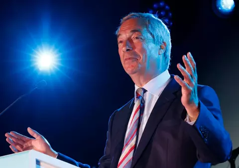 Nigel Farage ar putea ajunge premierul Marii Britanii după dezastrul conservatorilor la locale, avertizează specialiștii