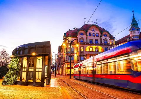 Transportul public din Oradea se scumpește. O călătorie cu autobuzul, mai scumpă decât în București