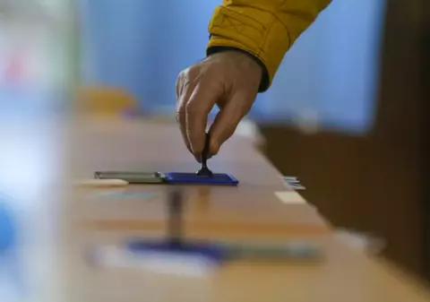 Unde poți urmări, în timp real, prezența și rezultatele turului 2 al alegerilor prezidențiale din 2025