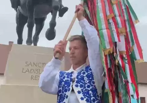 Peter Magyar, opozantul lui Viktor Orban, a trecut, pe jos, granița în România și a ajuns la Oradea. Care este miza marșului în care a pornit