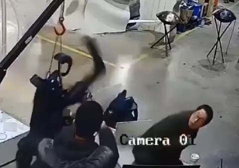 Un robot umanoid cu inteligență artificială și-a atacat creatorii, în China: „Încercare de evadare” | VIDEO