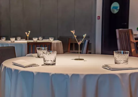 Primul restaurant indian cu 3 stele Michelin din lume se află în Dubai și are doar 20 de locuri