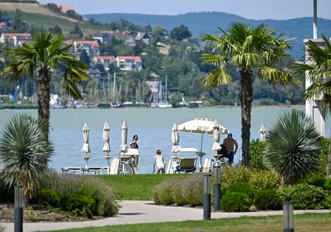 Pericolul ascuns din lacul Balaton: „Se întinde de-a lungul malului sudic, are 60 de kilometri lungime. Colacul sau vesta de salvare sunt mai ieftine decât un sicriu”