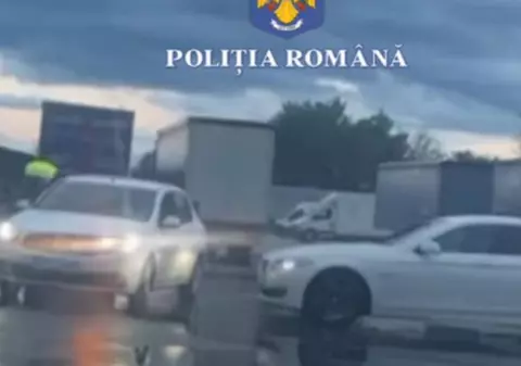 Drifturi cu BMW-urile într-o parcare din Craiova: trei tineri au fost prinși în fapt de Poliție și au rămas pietoni | VIDEO
