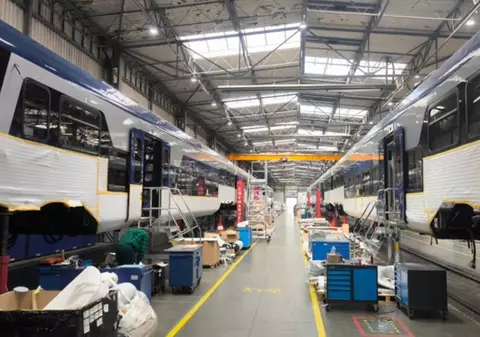 Cum arată primul tren electric regional produs în Polonia, care ajunge în România luna aceasta: investiție de peste 2,7 miliarde lei