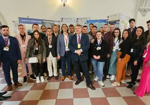 Echipa de inventică a Universității Politehnica Timișoara a câștigat 16 medalii de aur la două saloane internaționale