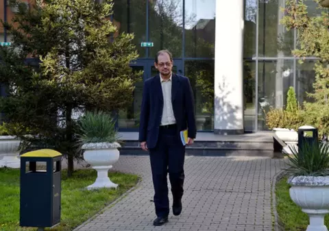 Povestea emoționantă a unui profesor universitar din Oradea, nevăzător: „Cu fiecare înfrângere, m-am bucurat că nu a fost mai rău”