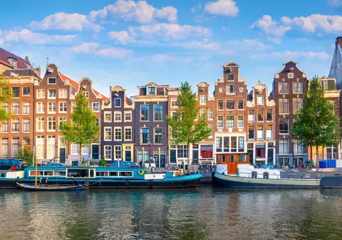 Cele mai mari greșeli pe care le poți face ca turist în Olanda. Mersul pe pistele de biciclete este una dintre ele