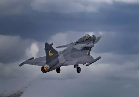 Avionul de luptă al viitorului, dezvăluit de Suedia. Inteligența artificială pilotează un Gripen în misiuni reale