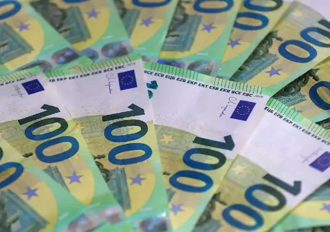 Familiile de români au printre cele mai mici venituri din Europa, mai rău decât noi stau doar cetățenii din Bulgaria și Turcia