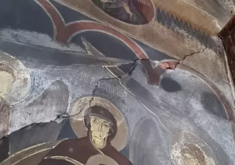 Două monumente istorice din Constanța, în pericol de prăbușire: lucrările de consolidare vor începe abia în 2026