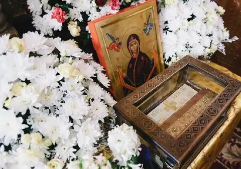 Brâul Maicii Domnului, purtat în pelerinaj pentru prima dată la Biserica Înălțarea Domnului din Ploiești
