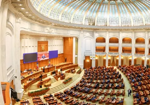 Cum afli care sunt parlamentarii din circumscripţia ta