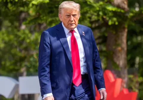 Donald Trump cere „capitularea necondiționată” a Iranului și avertizează că știe unde se ascunde Ali Khamenei: „Nu îl vom ucide încă”