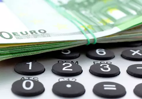 Dobânzile la creditele în euro scad. Banca Centrală Europeană a redus dobânda cheie cu 0,25