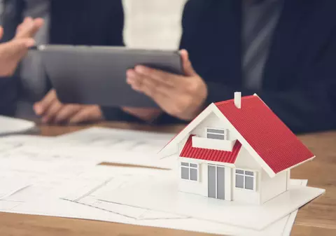 Cum se calculează valoarea de piață pentru o proprietate. Cele trei metode prin care poți stabili prețul pentru apartamentul sau casa ta