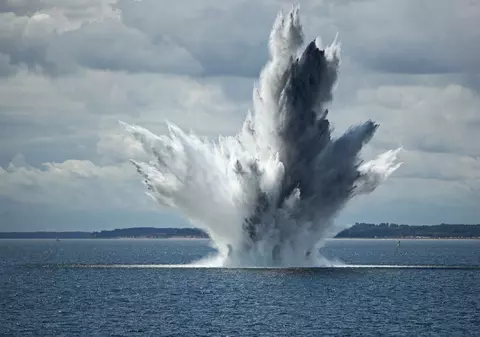 Un cercetător vrea să detoneze o bombă atomică pe fundul oceanului ca să „salveze planeta”. Ce se așteaptă că se va întâmpla