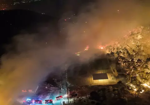 Peste 50.000 de oameni din zeci de localități au fost evacuați din cauza incendiilor, în Turcia