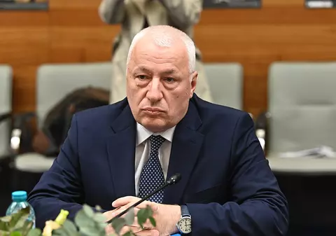 Comisia de Etică a Academiei SRI s-a autosesizat în privința autoplagiatului lui Iulian Fota, dar îl acoperă în privința concursului prin care a obținut titlul de conferențiar universitar 