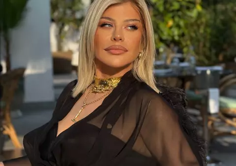 Imagini cu Loredana Groza în costum de baie la 55 de ani. Fanii au rămas fără cuvinte. „Cea mai asumată femeie!”