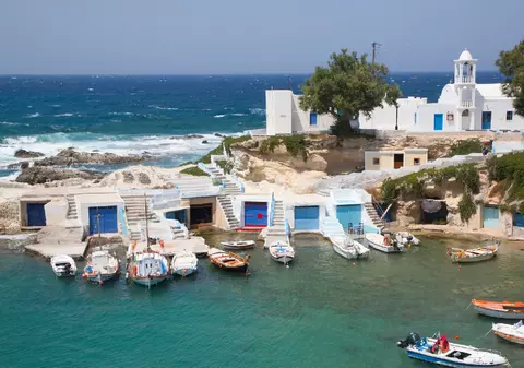 Insulă grecească cu 70 de plaje, recomandată de experți: „Vizitați-o până nu devine prea populară”