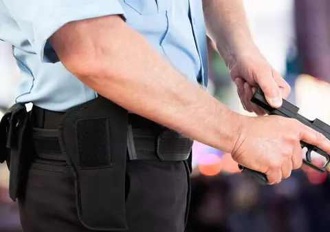 Florica Zainea, românca urmărită cu 200 de km/h și oprită cu focuri de armă, în Spania, a rănit șase polițiști, înainte să fie prinsă