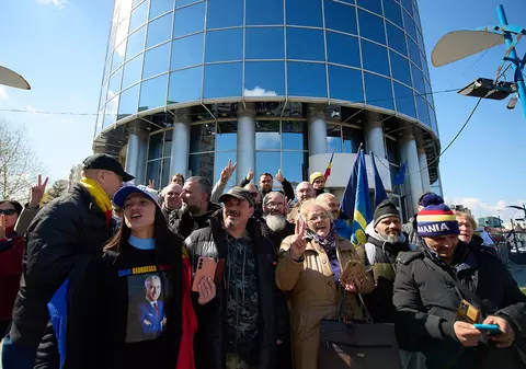 Înfrângerea, moartea, îngroparea și pomana gândirii