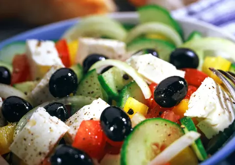 Mâncarea din Grecia, cea mai bună. Ce loc ocupă România în top 25 cele mai bune bucătării din lume