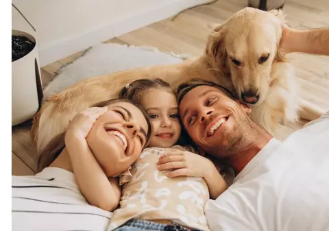 Sănătatea fără granițe: două asigurări care te țin acoperit de la A la Z