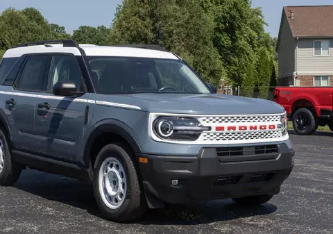 Ford recheamă aproape 700.000 de SUV-uri: mașinile riscă să ia foc. Ce problemă a fost descoperită