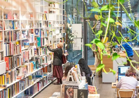 Se deschide cea mai mare librărie din România în Cluj-Napoca. Va avea 2.500 mp