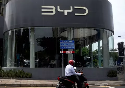 Românii lasă motorul termic în urmă și uită de Tesla: surpriza toamnei vine de la BYD, care recuperează teren