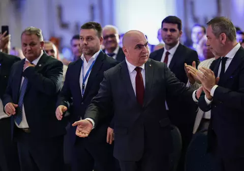 Congres PNL. Ce nu s-a văzut la TV: surprize, negocieri purtate până la votul final, atacuri interne și scepticism privind împărțirea funcțiilor