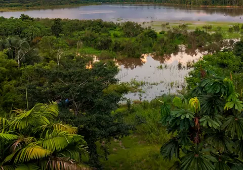 Dispozitive audio secrete cu pasaje biblice, folosite pentru convertirea triburilor izolate din Brazilia