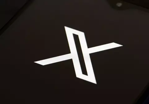 Platforma X, anchetată în Franța pentru „ingerințe străine”. Reacția companiei